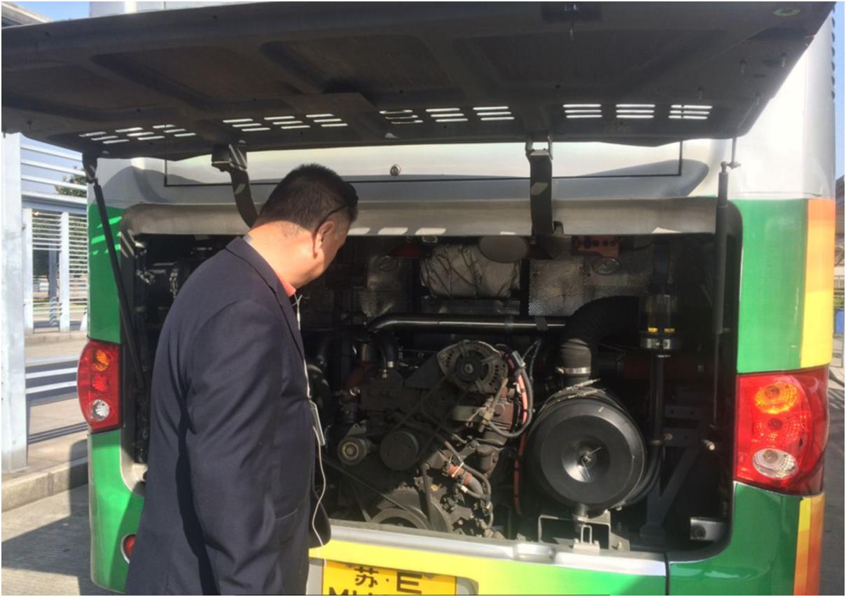 一分開(kāi)展車(chē)容車(chē)況安全隱患大檢查1.jpg